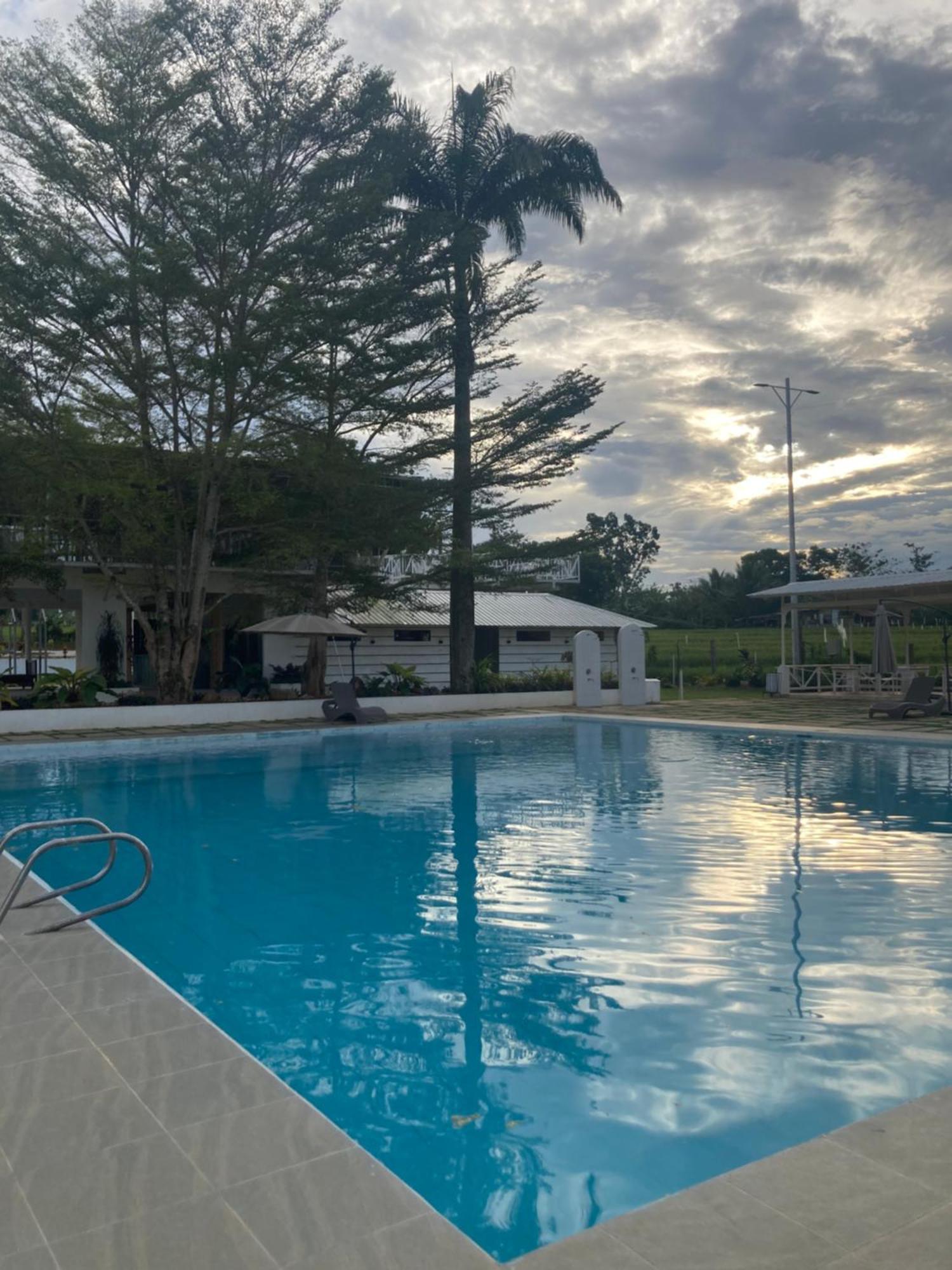 The Eliana Farm Resort And Villas Manolo Fortich Exterior foto